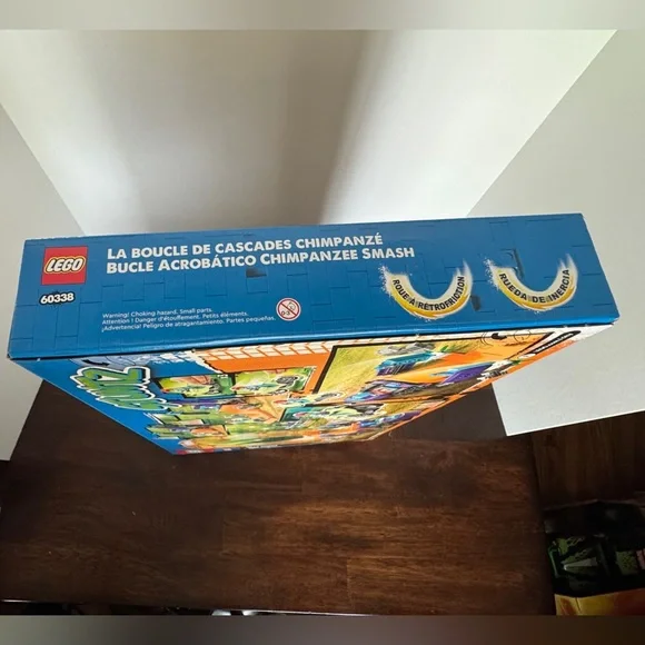 Lego City Orange and Purple Stunt Loop Playset - Picture 5 of 8